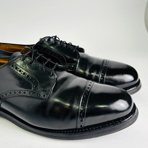 Allen Edmonds 'Benton' Shoes Size 9 D Black Cap Toe Rubber Vibram Sole Insoles - Picture 1 of 14